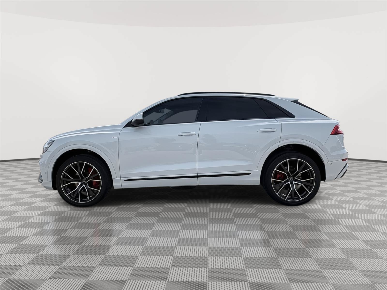 Certified 2023 Audi Q8 Premium Plus w/ Premium Plus Package AWD/4WD image 2