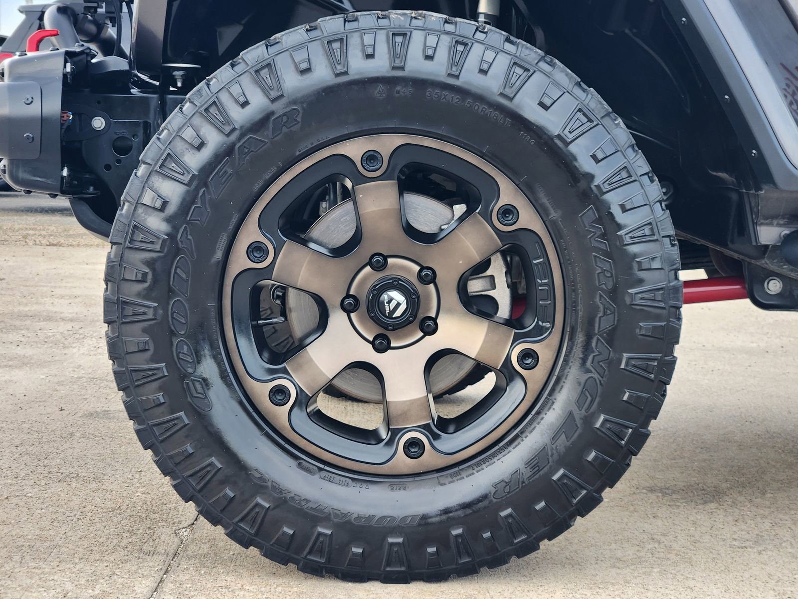 Used 2018 Jeep Wrangler Unlimited Rubicon w/ Dual Top Group image 11