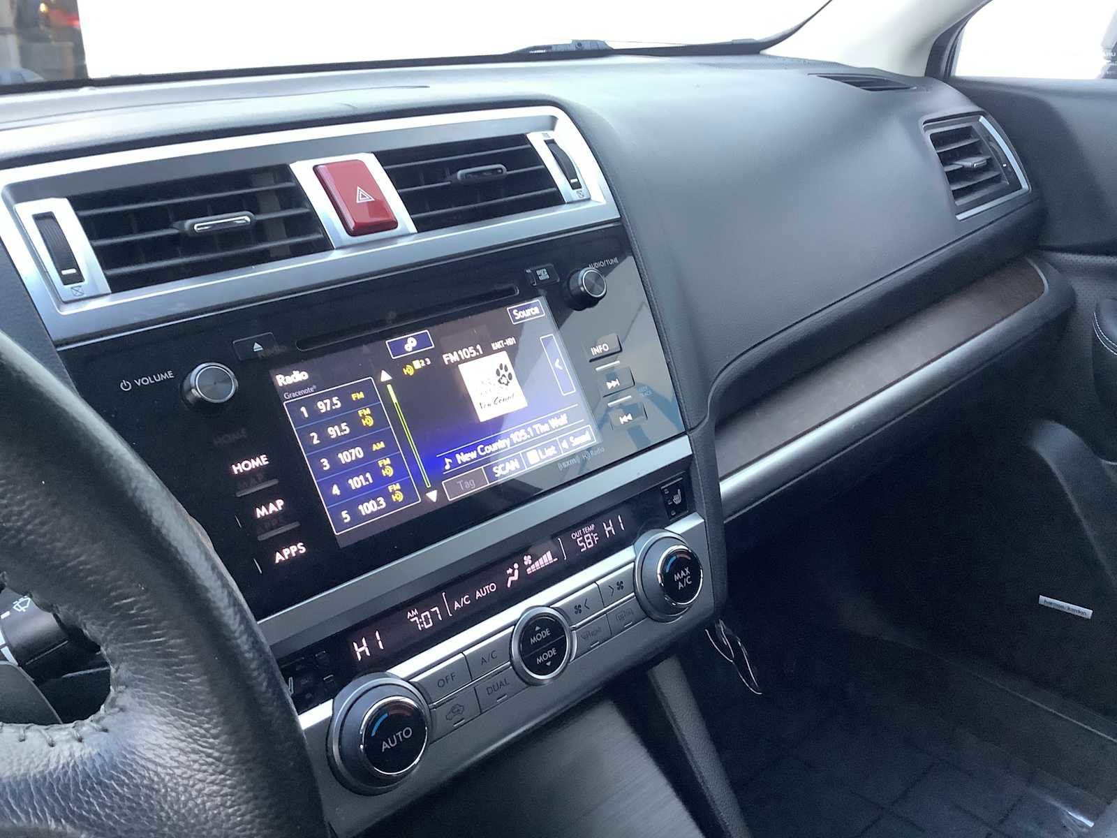 Used 2017 Subaru Outback 2.5i Limited AWD/4WD image 17