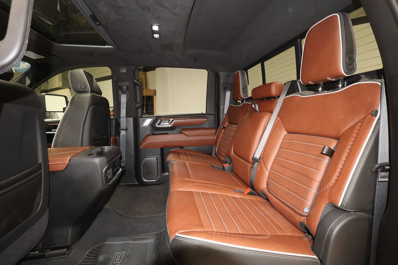 Used 2025 GMC Sierra 3500 Denali Ultimate AWD/4WD image 25
