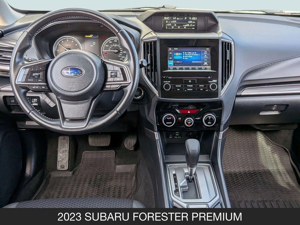 Used 2023 Subaru Forester Premium AWD/4WD image 13