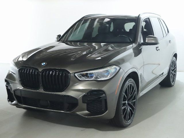 Certified 2023 BMW X5 M50i w/ Executive Package AWD/4WD image 3