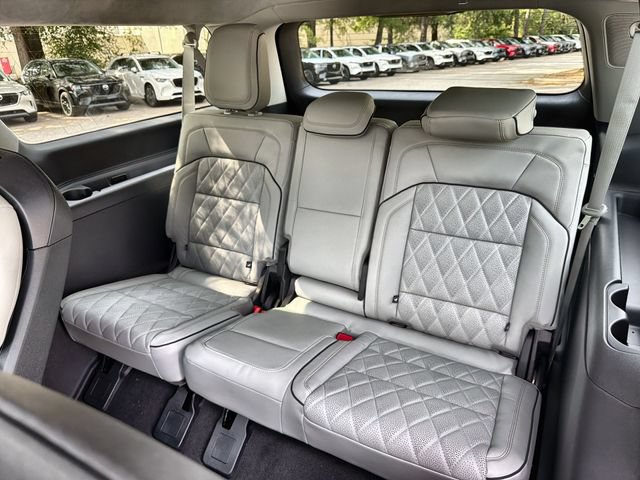 New 2027 Lincoln Navigator L Black Label AWD/4WD image 24