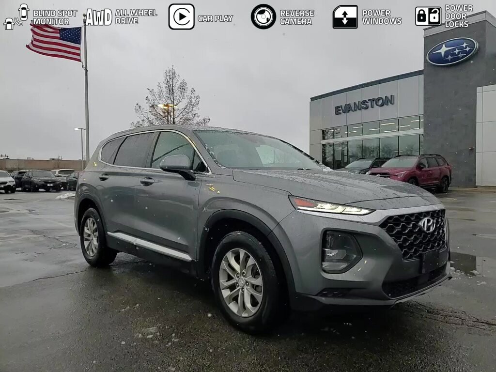 Used 2019 Hyundai Santa Fe SE image 1