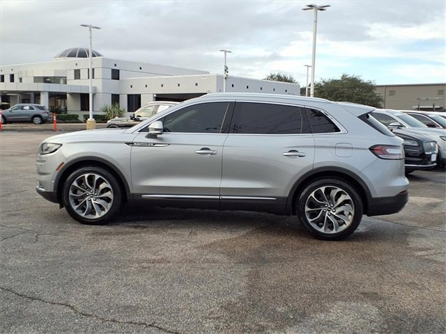 Certified 2021 Lincoln Nautilus Reserve w/ Equipment Group 201A image 23