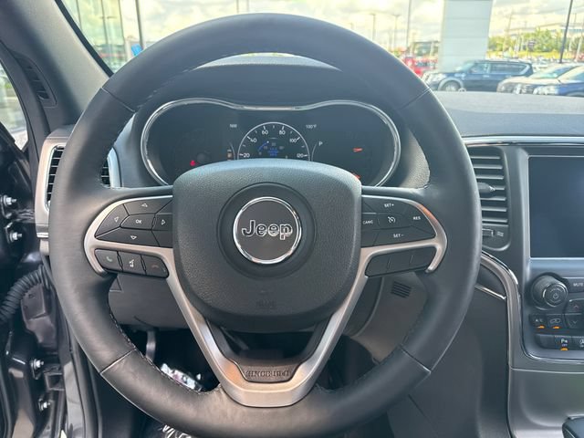 Used 2018 Jeep Grand Cherokee Limited AWD/4WD image 16