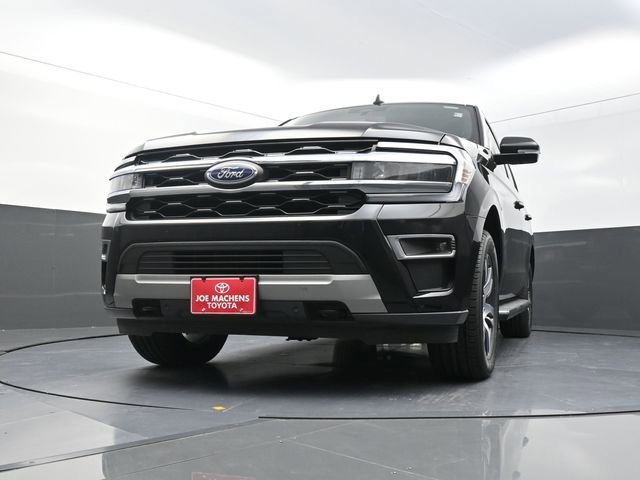 Used 2022 Ford Expedition Limited AWD/4WD image 7