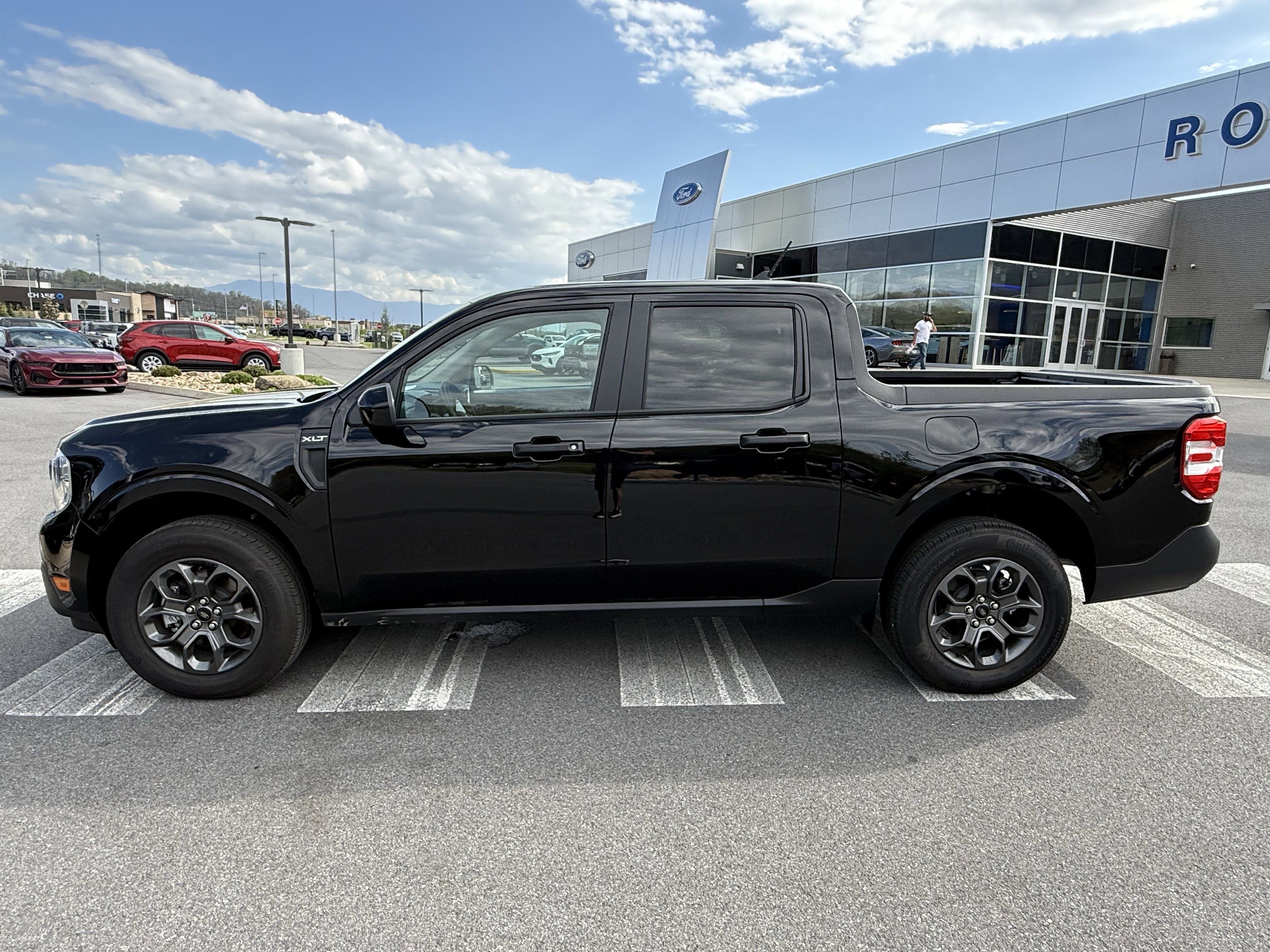 Used 2024 Ford Maverick XLT w/ XLT Luxury Package FWD image 8