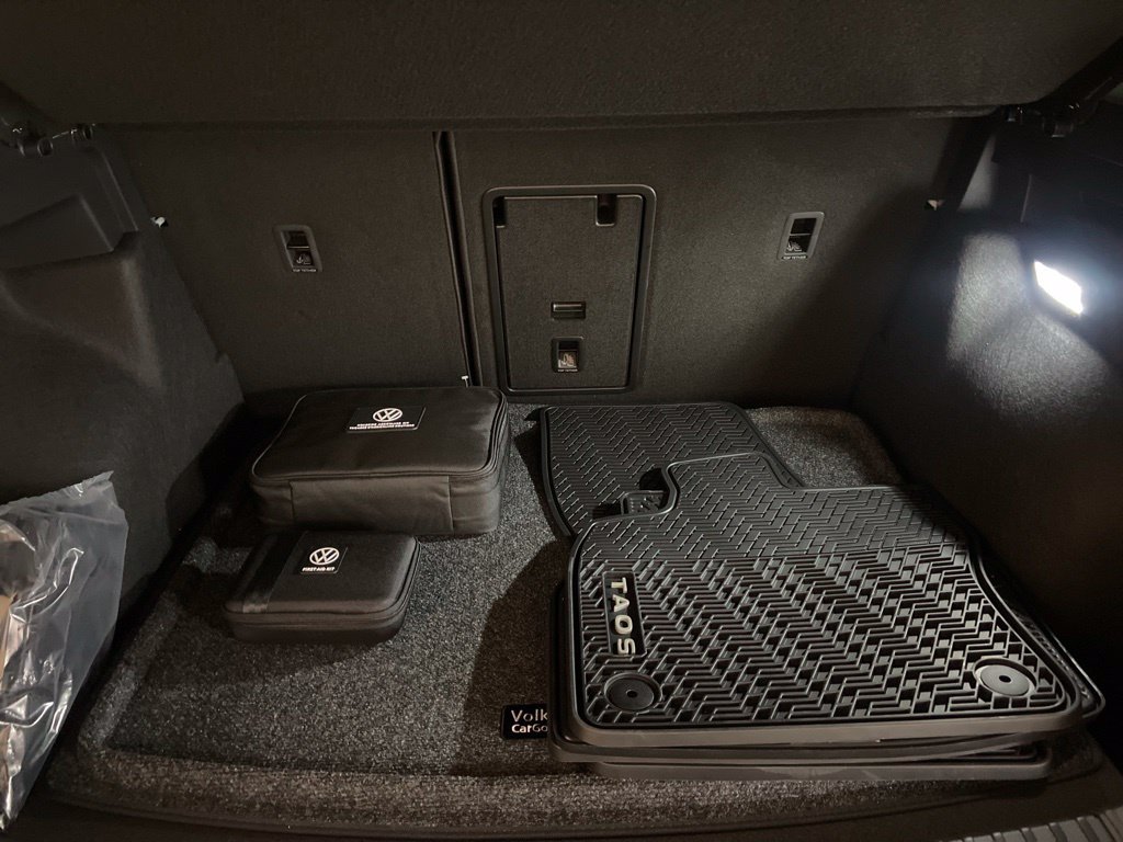 New 2026 Volkswagen Taos SE AWD/4WD image 6