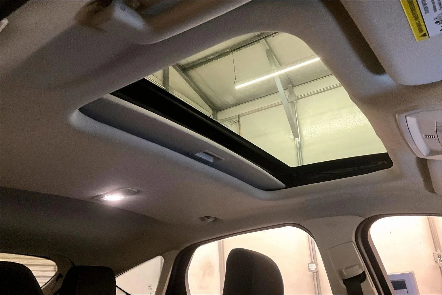 Used 2017 Ford Focus SEL w/ Cold Weather Package image 21