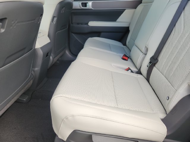 New 2027 Hyundai Santa Fe SEL FWD image 31