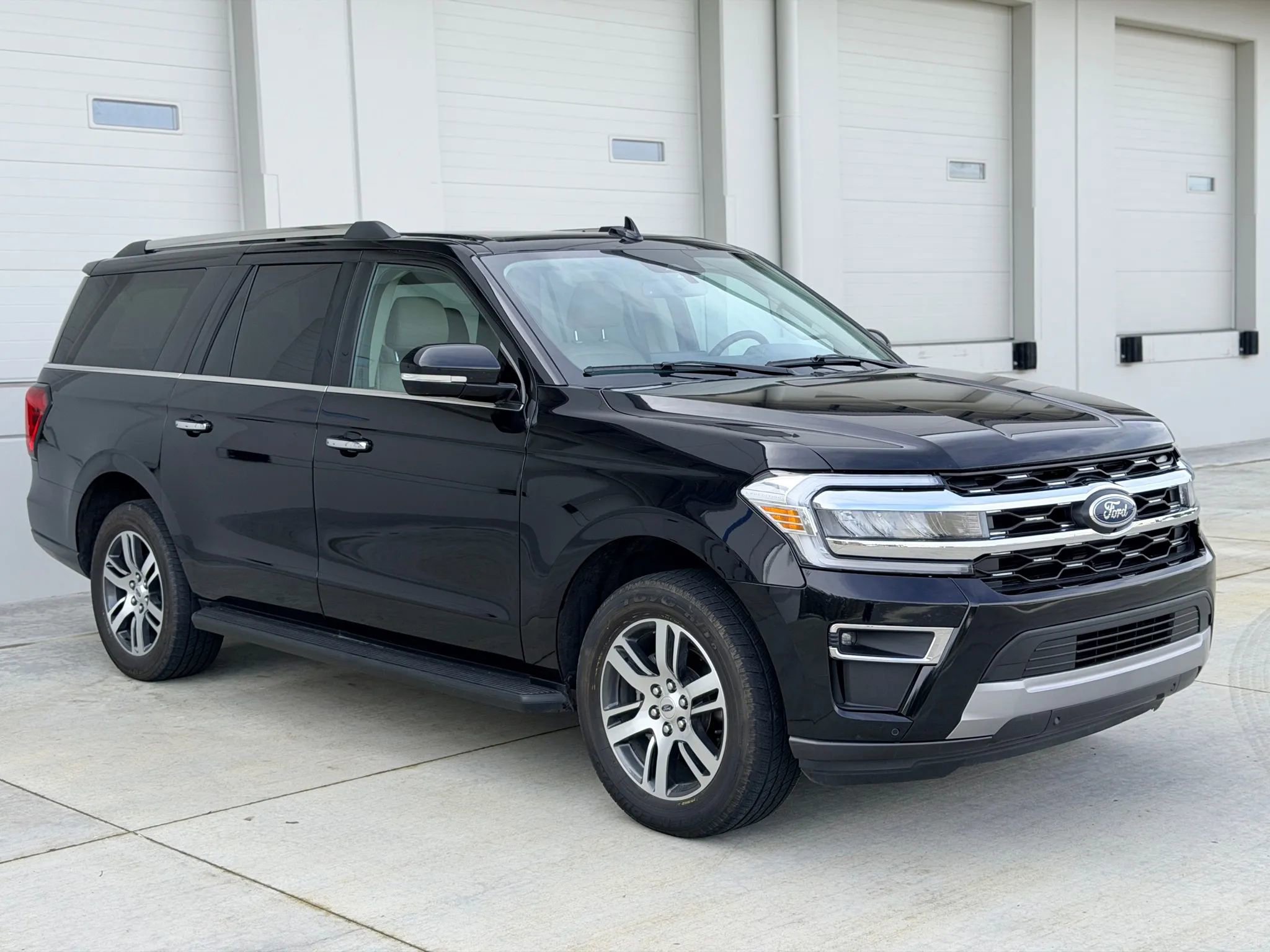 Used 2024 Ford Expedition Max Limited image 7