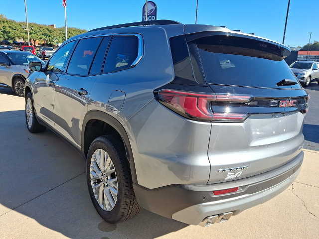 Used 2026 GMC Acadia Elevation w/ Elevation Premium Package FWD image 4