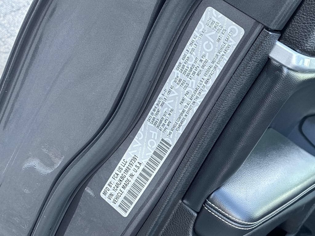 Certified 2021 Jeep Grand Cherokee L Limited AWD/4WD image 25