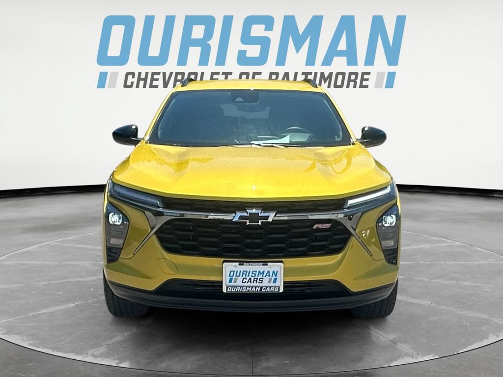 Used 2025 Chevrolet Trax RS FWD image 8