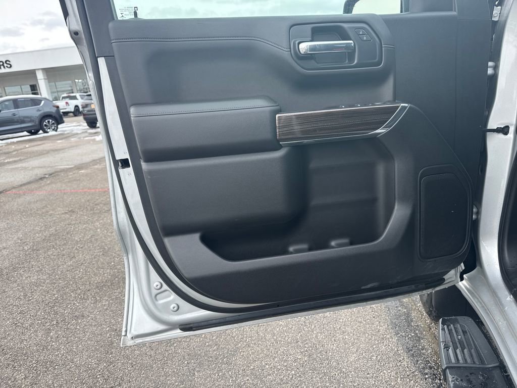 Used 2022 Chevrolet Silverado 1500 LT Trail Boss w/ Safety Package image 12