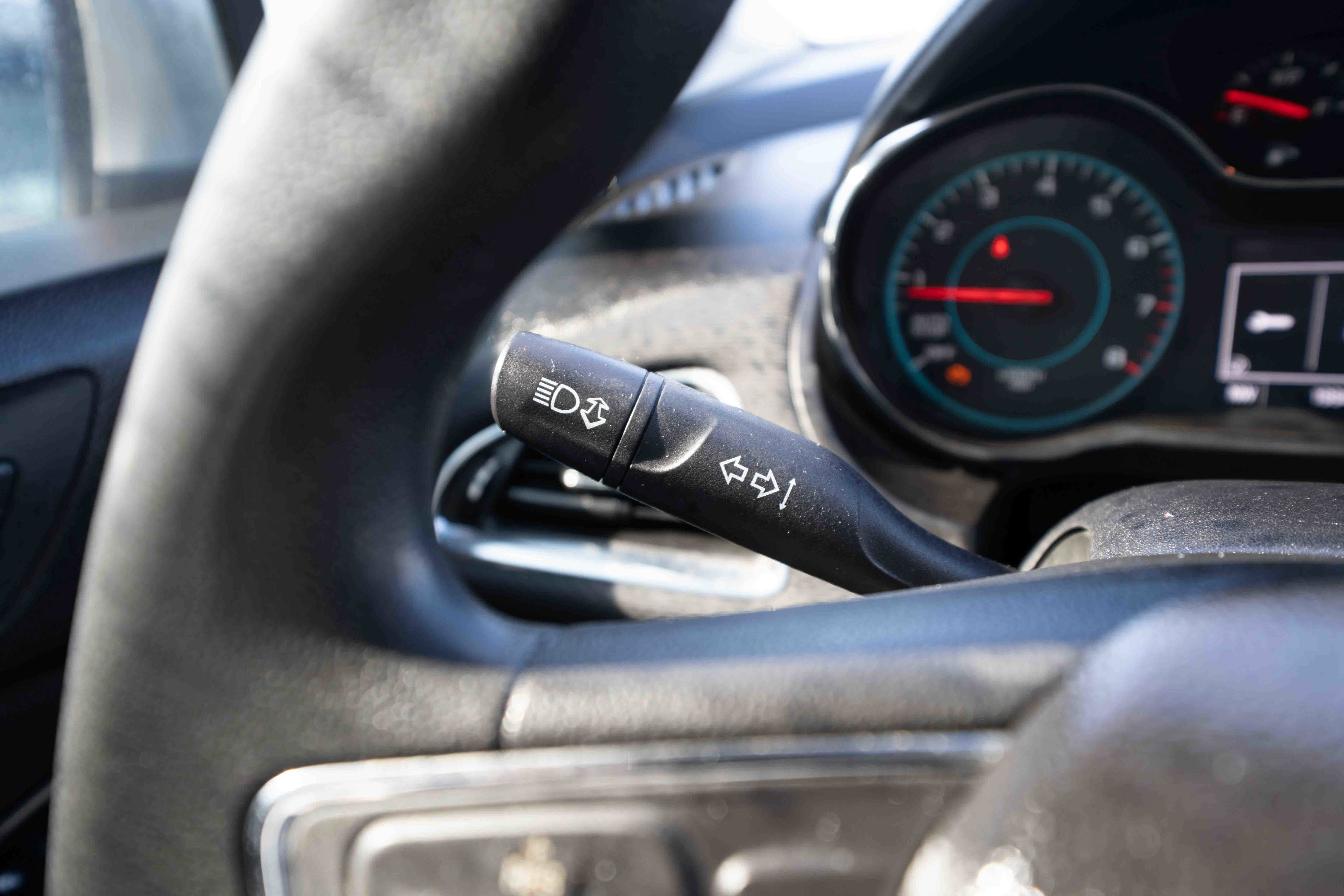 Used 2018 Chevrolet Cruze LT w/ Convenience Package image 13