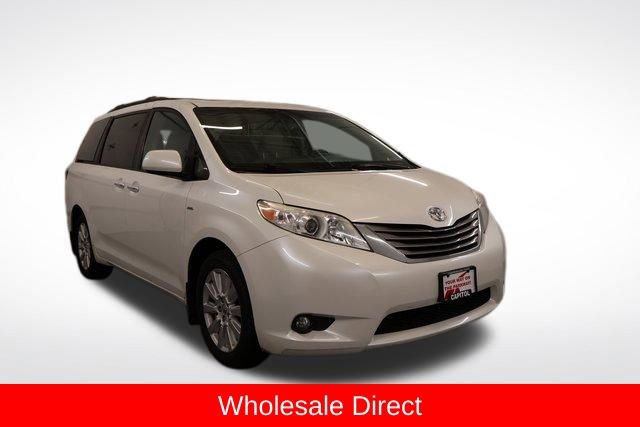 Used 2017 Toyota Sienna XLE w/ XLE Navigation Package