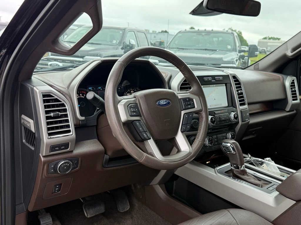 Used 2016 Ford F150 King Ranch w/ Equipment Group 601A Luxury AWD/4WD image 4