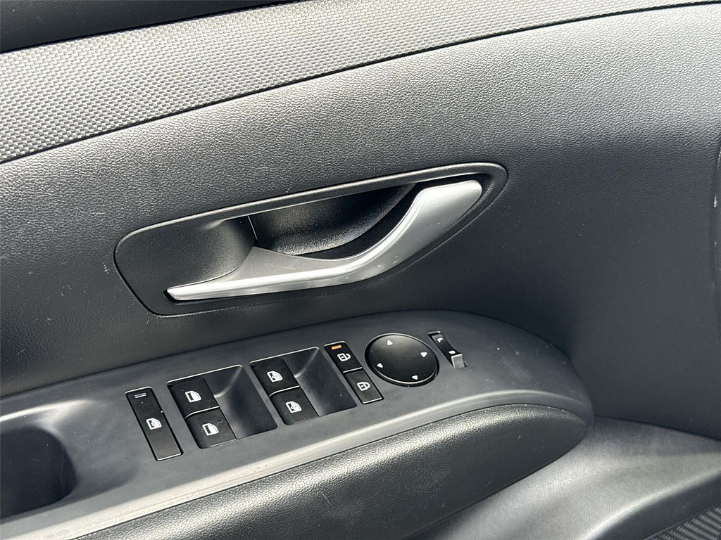 Used 2025 Hyundai Tucson SEL FWD image 21
