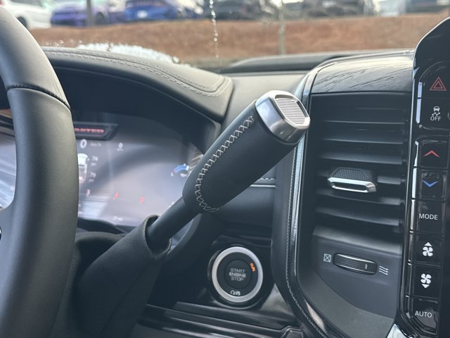 New 2025 RAM 2500 Limited AWD/4WD image 34