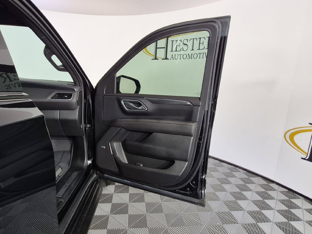 Used 2024 Chevrolet Tahoe RST w/ Luxury Package AWD/4WD image 37