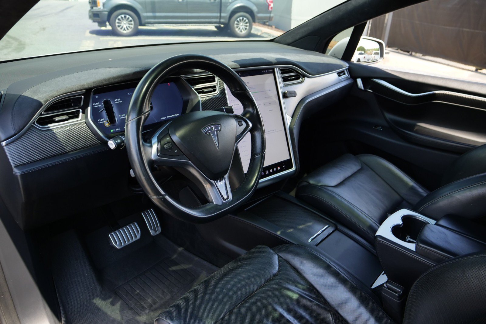 Used 2016 Tesla Model X 90D AWD/4WD image 2