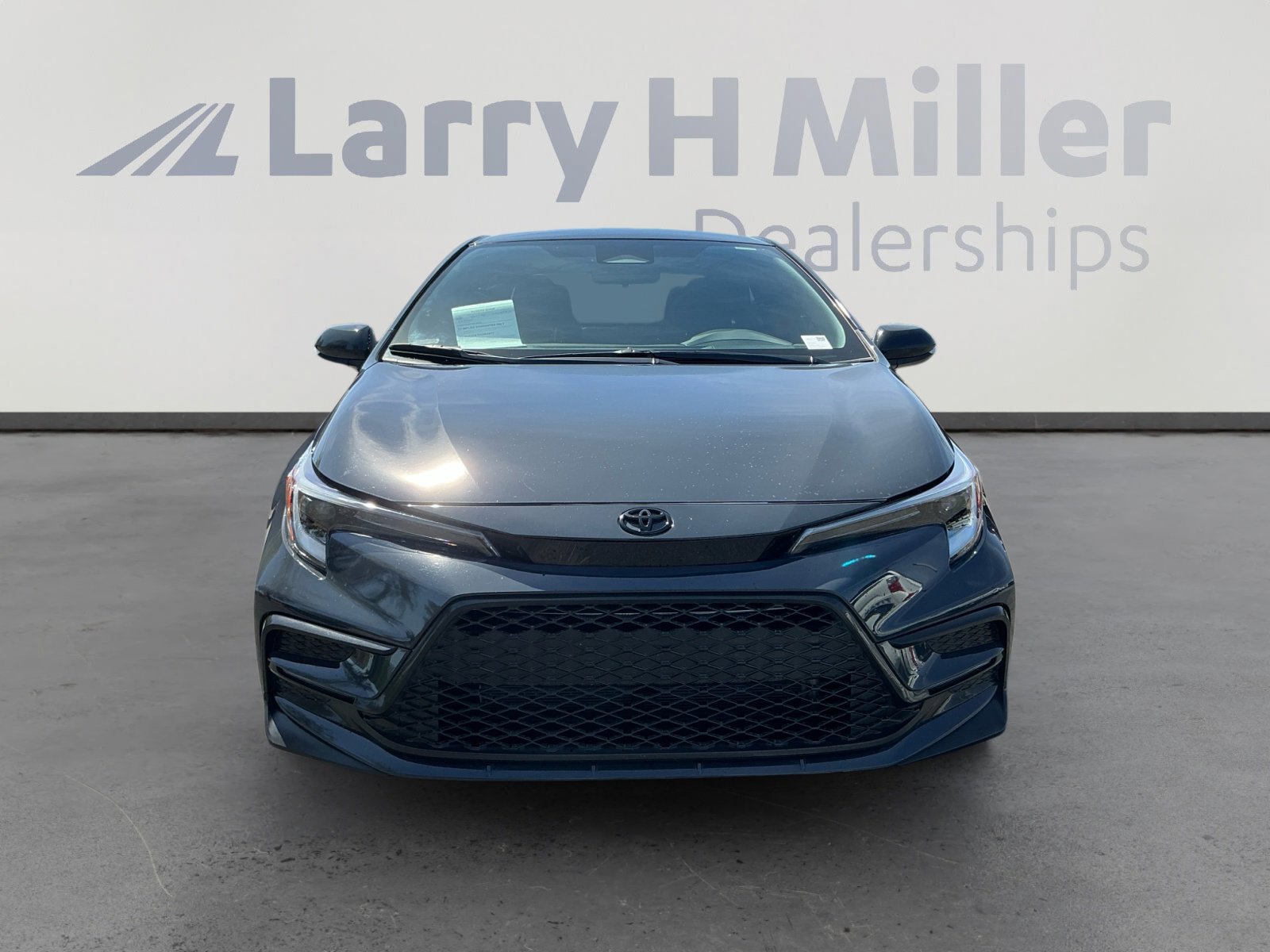 Used 2025 Toyota Corolla SE FWD image 8