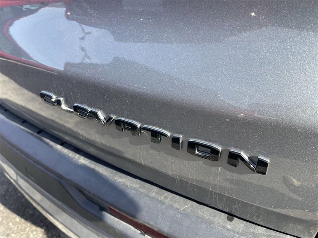 Used 2025 GMC Acadia Elevation image 12