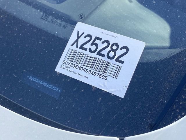 Used 2025 BMW X7 M60i image 22