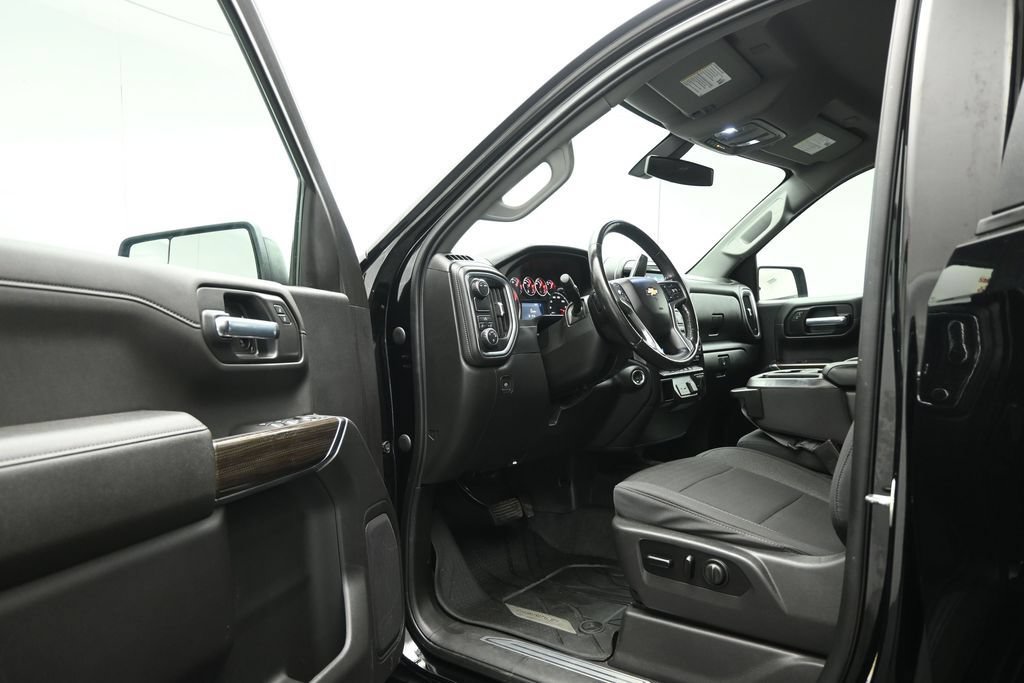 Used 2020 Chevrolet Silverado 1500 LT w/ All-Star Edition RWD image 7