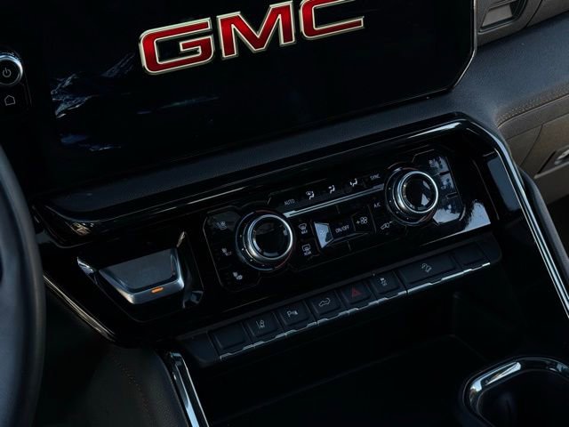 Used 2024 GMC Sierra 2500 AT4 w/ AT4 Premium Plus Package image 26