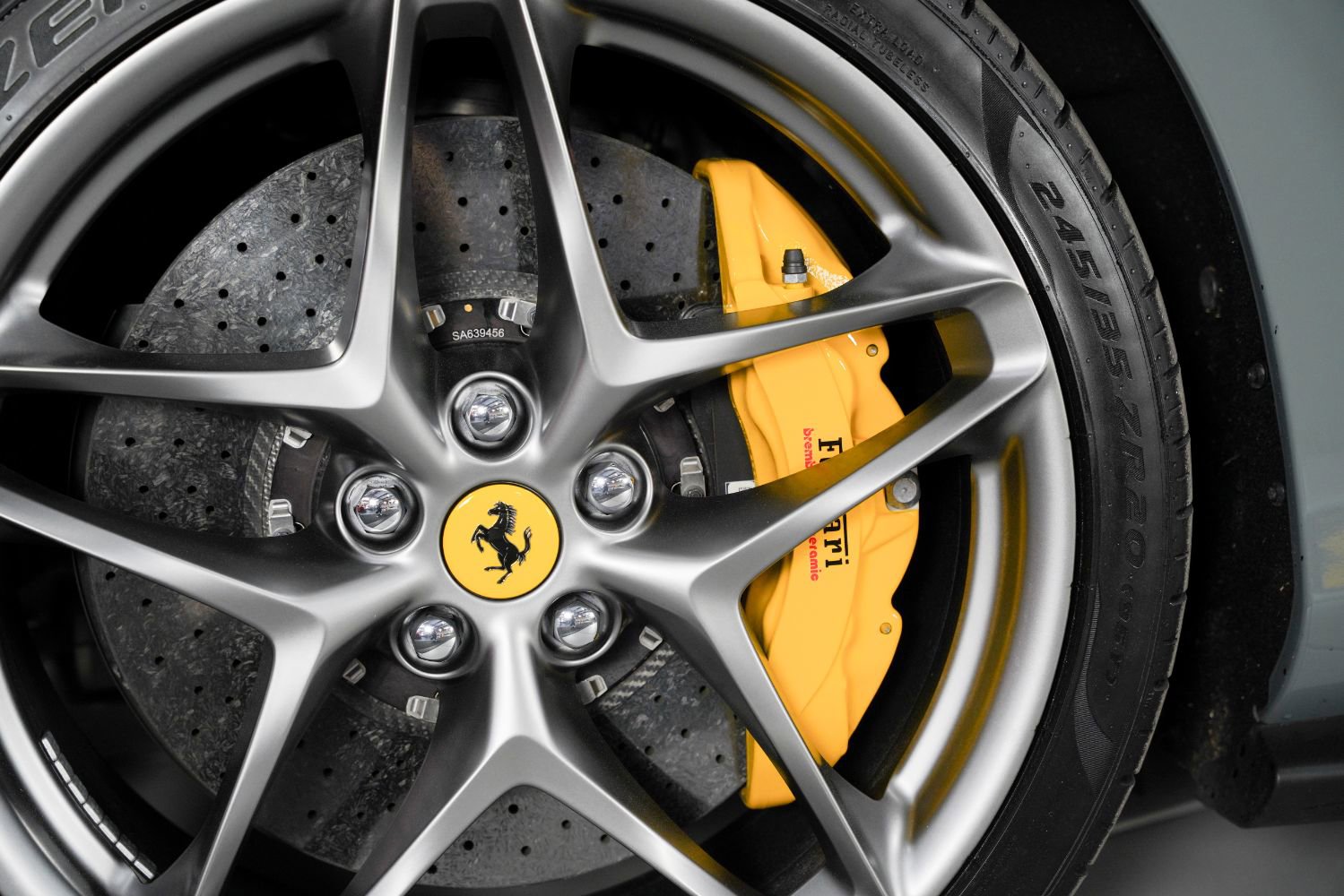 Used 2022 Ferrari Roma image 17