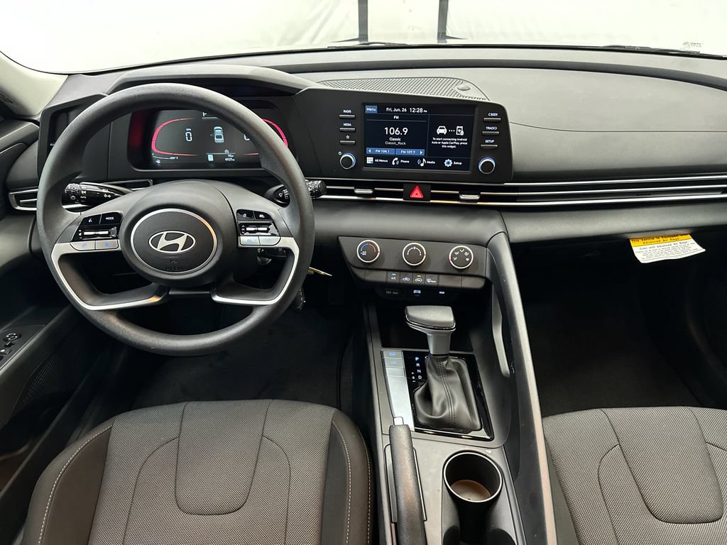 Used 2026 Hyundai Elantra SE w/ Cargo Package FWD image 20