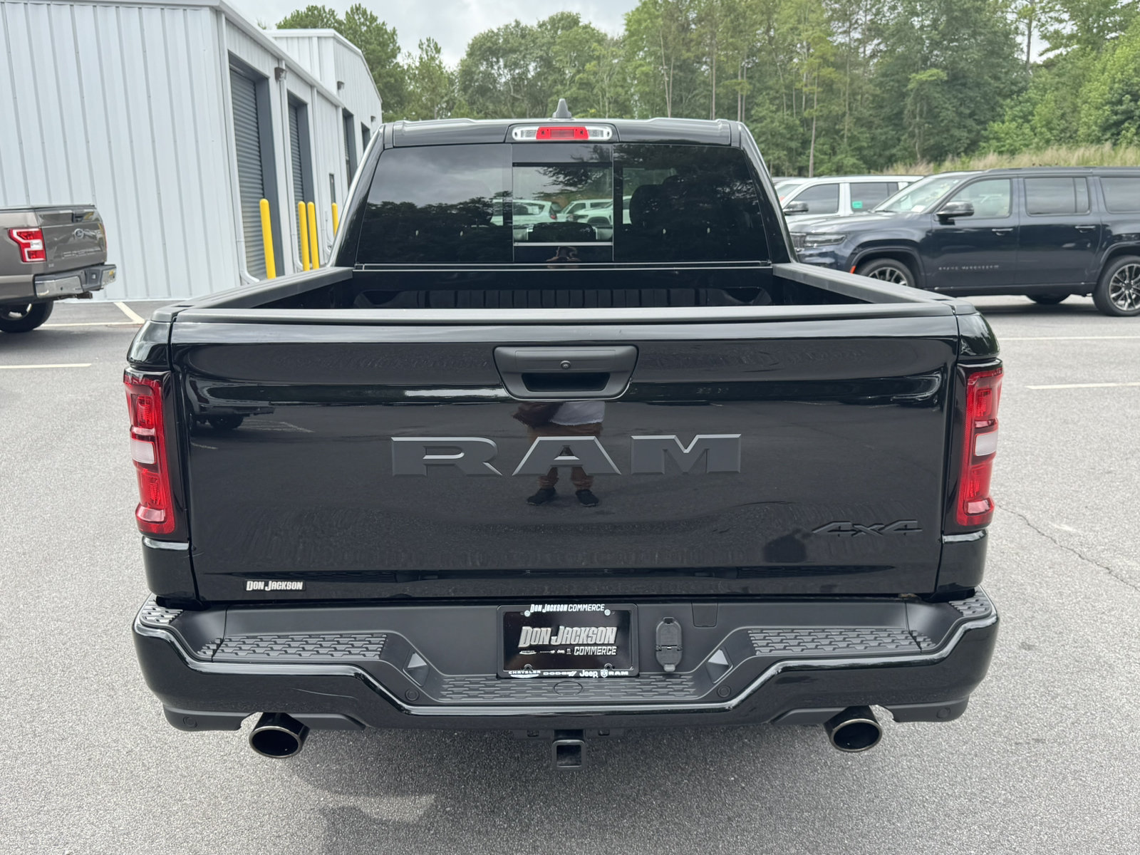 New 2026 RAM 1500 Express AWD/4WD image 6