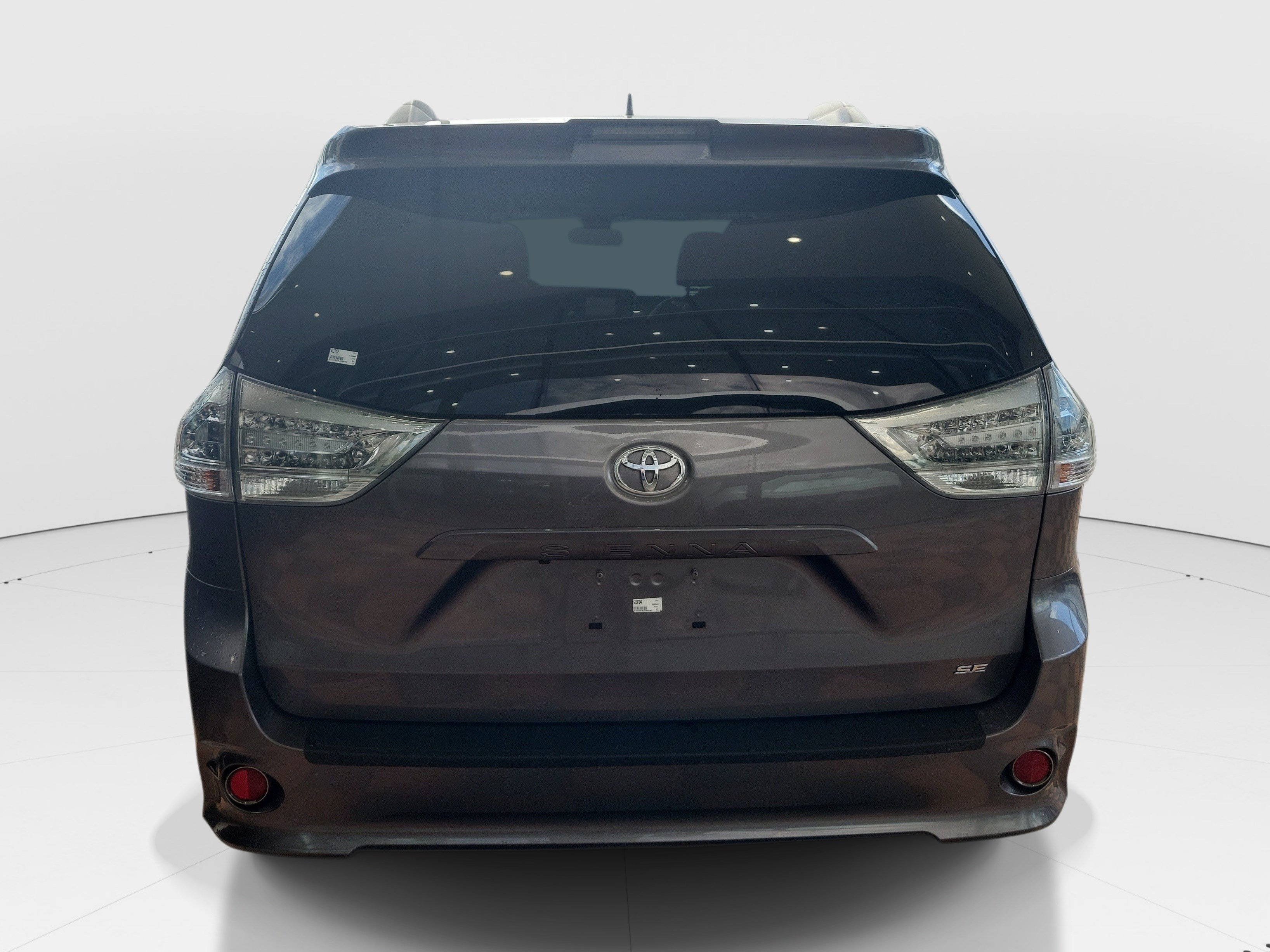 Used 2020 Toyota Sienna SE FWD image 5