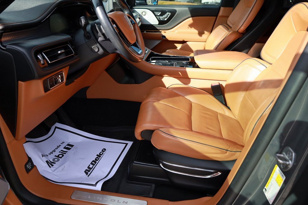 Used 2020 Lincoln Aviator Black Label image 11