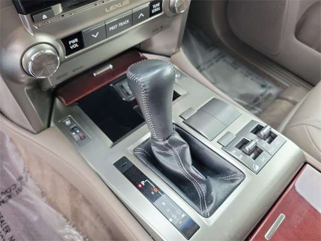 Used 2015 Lexus GX 460 image 31