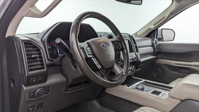 Used 2019 Ford Expedition Max Limited RWD image 23