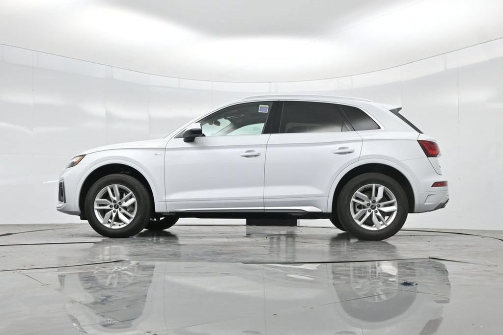 Used 2023 Audi Q5 2.0T Premium w/ Convenience Package AWD/4WD image 57