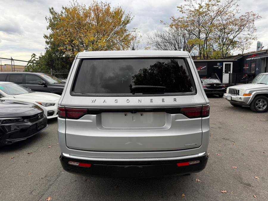Used 2024 Jeep Wagoneer Series II image 5