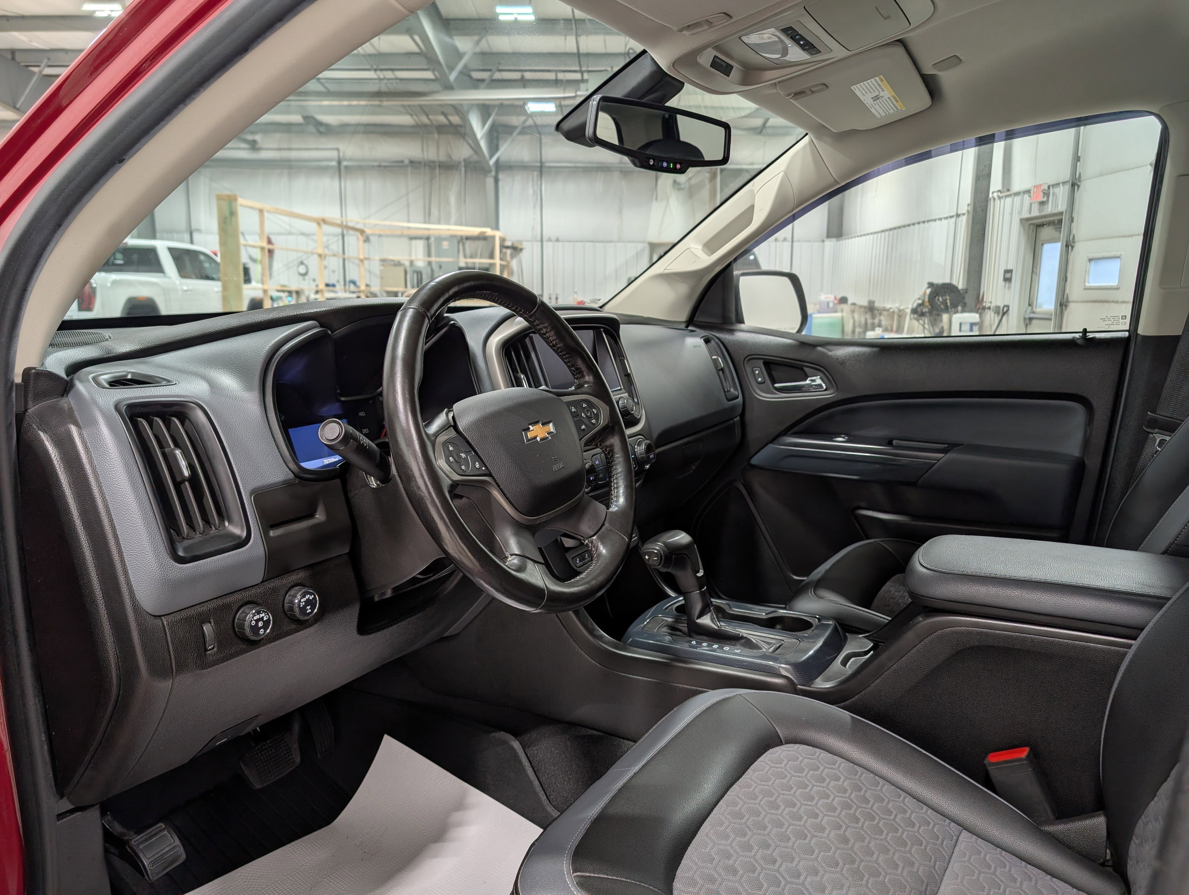 Used 2019 Chevrolet Colorado Z71 image 16