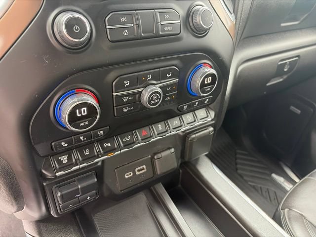 Used 2022 Chevrolet Silverado 2500 High Country w/ Technology Package AWD/4WD image 24