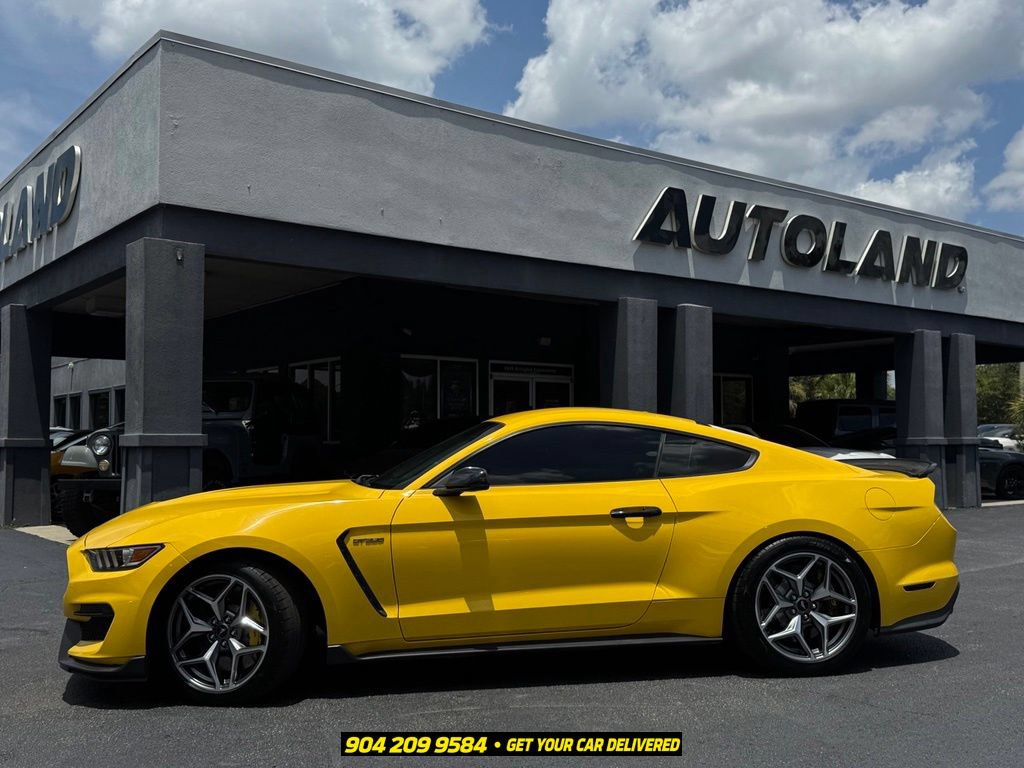 Used 2017 Ford Mustang Shelby GT350 RWD image 5