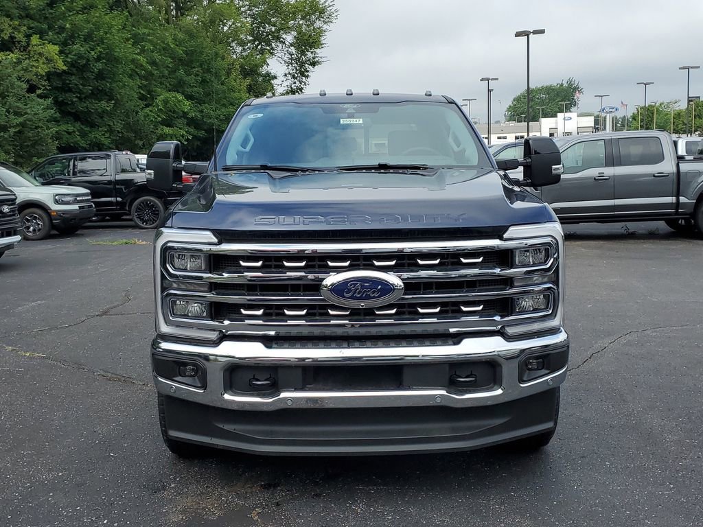 New 2025 Ford F350 Lariat w/ Lariat Ultimate Package video 2