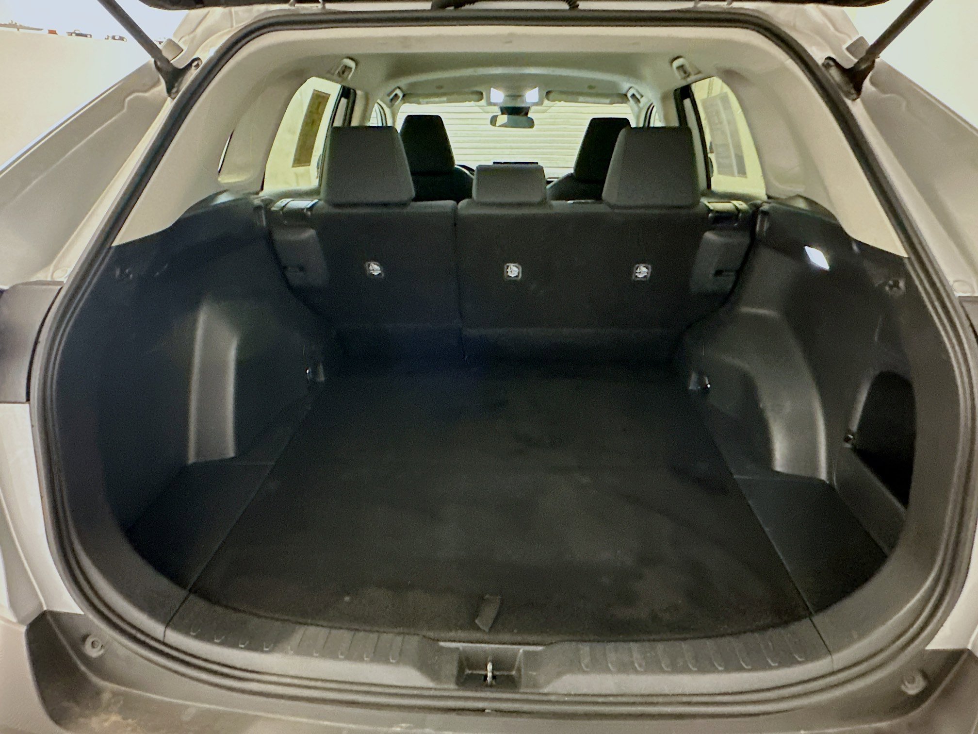 Used 2024 Toyota RAV4 LE image 30