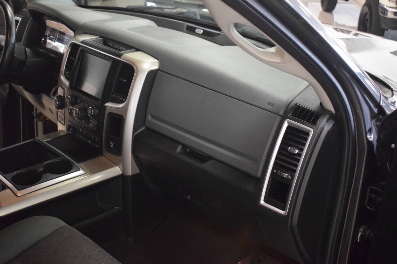 Used 2015 RAM 1500 Big Horn AWD/4WD image 25