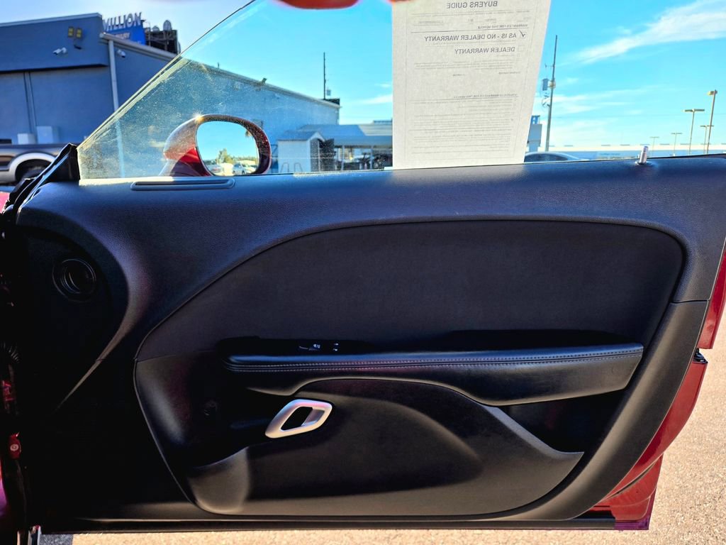 Used 2017 Dodge Challenger SXT image 40