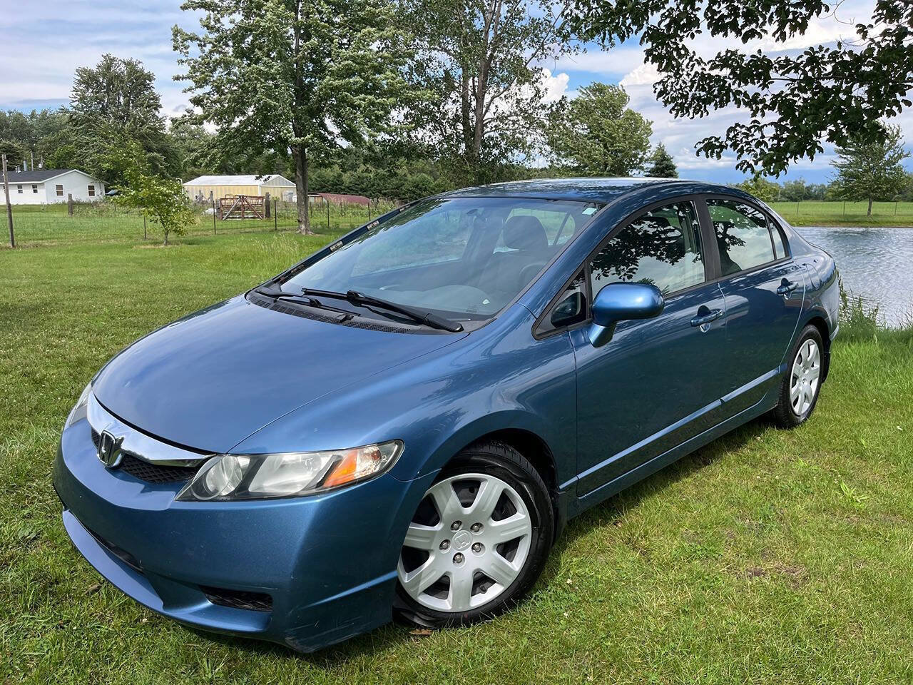 Used 2011 Honda Civic LX image 1