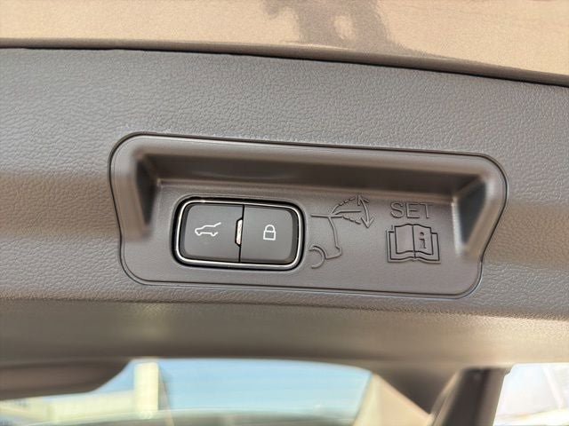 New 2026 Ford Explorer Active w/ Active Comfort Package AWD/4WD image 15